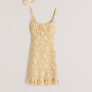 Abercombie & Fitch never worn yellow dress size L